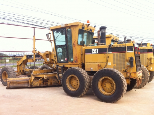 ขายรถเกรด Caterpillar 140H S/N: 2ZK051xx สภาพสวย นำเข้าจาก USA ไม่เคยใช้งานในไทย