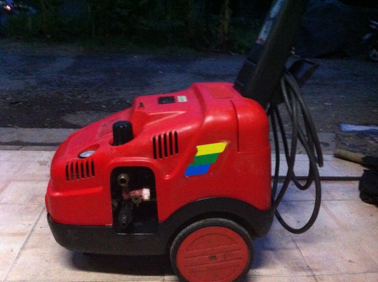 ปั๊มอัดฉีด ไฟ 220 โวล์ว มอเตอร์ 5 แรง