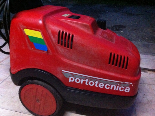 ปั๊มอัดฉีด ไฟ 220 โวล์ว มอเตอร์ 5 แรง