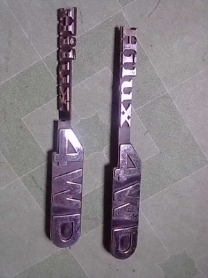 โลโก้ แท้โฟวิล โตโยต้า เดิมๆติดรถ 2 อัน