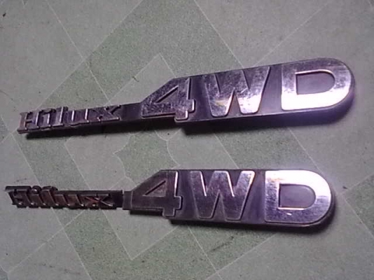 โลโก้ แท้โฟวิล โตโยต้า เดิมๆติดรถ 2 อัน