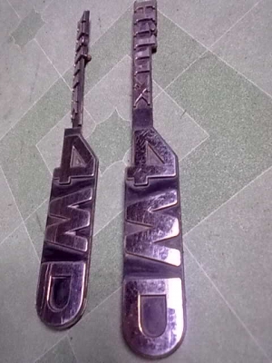 โลโก้ แท้โฟวิล โตโยต้า เดิมๆติดรถ 2 อัน