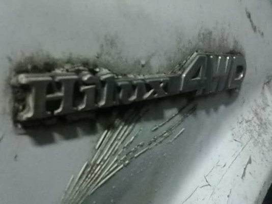 โลโก้ แท้โฟวิล โตโยต้า เดิมๆติดรถ 2 อัน