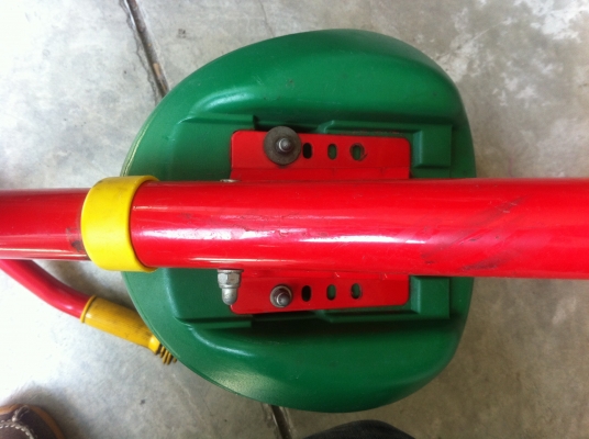 สามล้อถีบของเยอรมัน (ของเด็ก) สามล้อถีบของเยอรมัน (ของเด็ก)