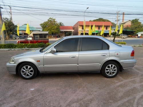 ขาย Civic V-tec (ตาโต) ขาย Civic V-tec (ตาโต)