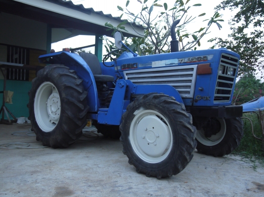 ขาย ISEKI TL3200 2เพลา รถใช้งานได้ปกติ สนใจติดต่อครับ