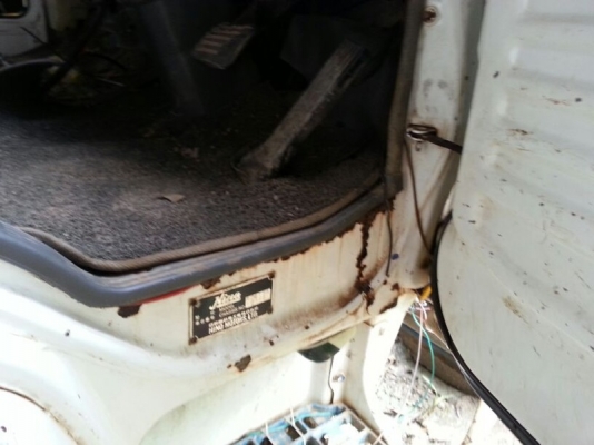 รถฮีโน่ 6 ล้อดั้ม FB 112 117 แรงม้า. สนใจติดต่อ 081 - 6079515 รถฮีโน่ 6 ล้อดั้ม FB 112 117 แรงม้า. สนใจติดต่อ 081 - 6079515