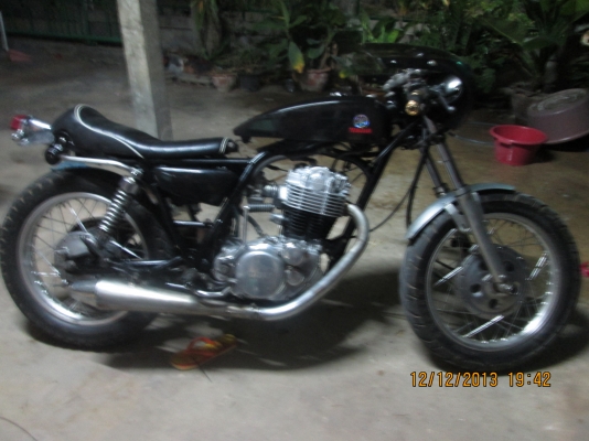 ขาย-แลก sr400 ปี96 คาเฟ่