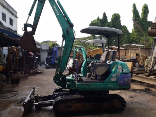 ขาย รถขุด KOMATSU รุ่น PC30-7E- แทร็กเหล็ก  มือสองญี่ปุ่น