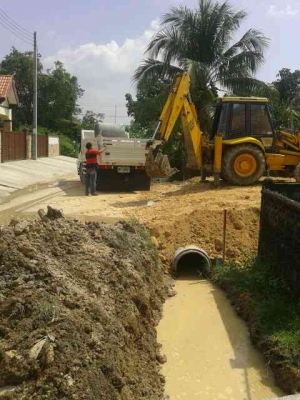 JCB3cx Sitemaster 4WD บุ้งกี้หน้าอ้าได้ แขนหลังยืด