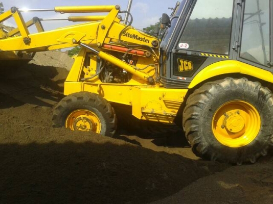 JCB3cx Sitemaster 4WD บุ้งกี้หน้าอ้าได้ แขนหลังยืด