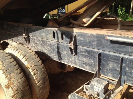 10ล้อดั้ม ISUZU ROCK 240นางฟ้าแท้ดั้มสามมิตร รถสวยจัด