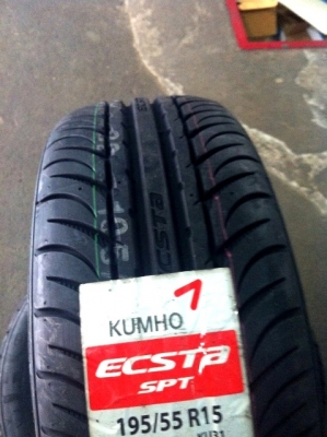 ล้างสต็อคยางใหม่ KUMHO 195-55-15 ถูก!!!!