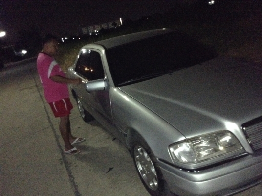 นาย ยศ อินสว่าง คนโกงรถ