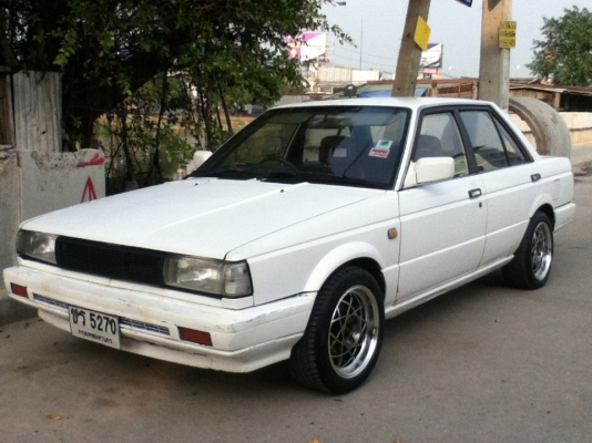 อยากขายๆๆๆ Nissan Sentra B12 สีขาว พาวเวอร์ แก๊ส LPG ราคา 25,000 บ