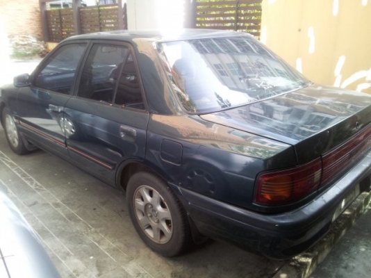 รถ Mazda รุ่น 323 รถบ้าน สภาพดีมาก พร้อมใช้