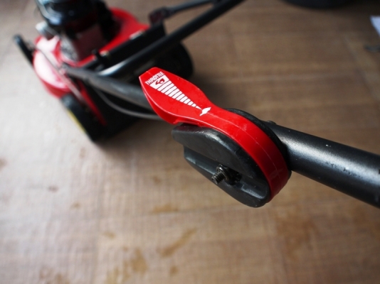 ขาย รถตัดหญ้า เครื่องยนต์เบนซิน 4 แรง 4จังหวะ สภาพดี