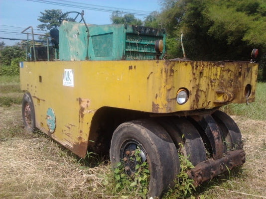 ขาย รถบด 9 ล้อ ซาไก รุ่น TS9 สภาพเก่าจอด เครื่องติดนะ ครับ