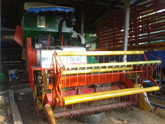 ขายรถเกี่ยวข้าว SUN SUN