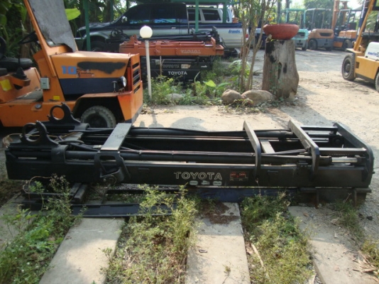 +++ ขายด่วน !!! ราคาถูก !!!  เสา 4 ม. (toyota) , เสา 4 - 5 ม. (mitsubishi) , ฮิ้งค์ (toyota, t.c.m. ) ตัวหมุน แบบเกลียว 1.5-2.5  ตัน , เครื่อง 1Z , 2Z (toyota) , ตัวหนีบเศษเหล็ก , ฝากระโปรง (komatsu , toyota) ขายถูก ๆ ครับ