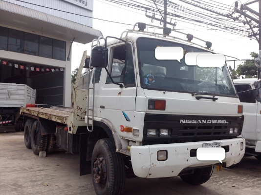 ขายรถ 10 ล้อเทเลอร์ NISSAN UD CW430 ใส่เครื่อง EM100 220 แรงม้า 2 เพลา ราคา 700000