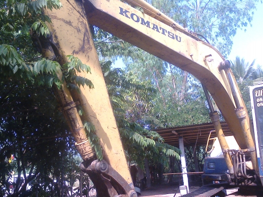 แบคโฮ KOMATSU PC120-5