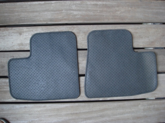 ขายพรหมปูพื้นคู่หลังแถว2หรือแค๊ปสวยไม่ทราบรุ่น450พร้อมส่งครับ