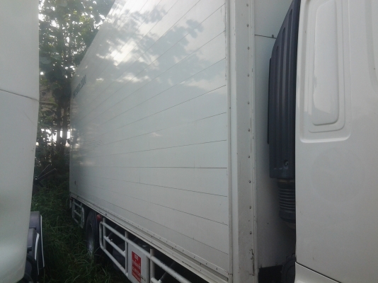 ต้องการขายตู้7เมตร40..สนใจติดต่อด่วนมาก