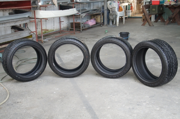 ขายยาง 225/45/18 สภาพแกะกล่อง