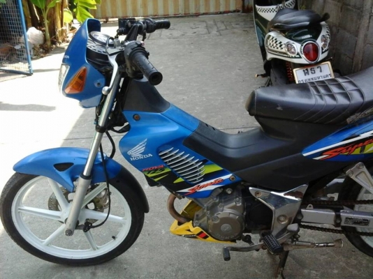 Sonic ปี 46 ล้อแม็ค รถบ้าน เอกสารครบ ขับกลับบ้านได้ชิลๆเลยจ้า