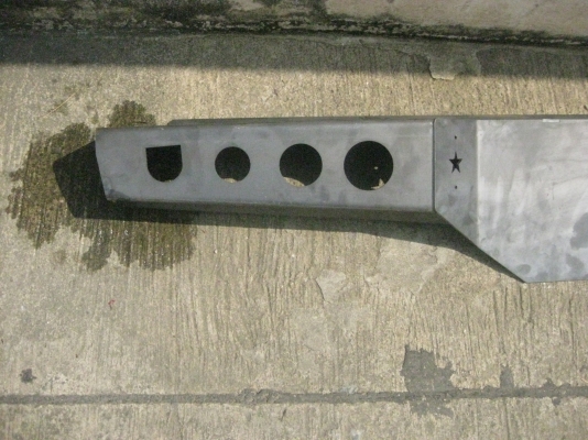 กันชนหลัง ทำจากเหล็กหนา งานเรเซอร์