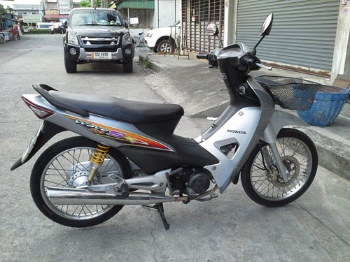 ขาย  Wave 100 Ubox ปี 50 สีเทา รถบ้านสวยมาก เดิมๆ เครื่องแน่น ชุดสีสด เอกสารครบ