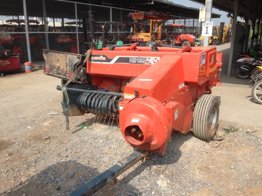 เครื่องอัดฟาง Kubota HB130 PLUS ของมือสอง ตามสภาพครับ