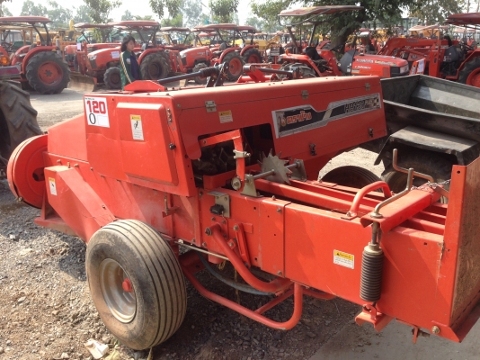 เครื่องอัดฟาง Kubota HB130 PLUS ของมือสอง ตามสภาพครับ เครื่องอัดฟาง Kubota HB130 PLUS ของมือสอง ตามสภาพครับ