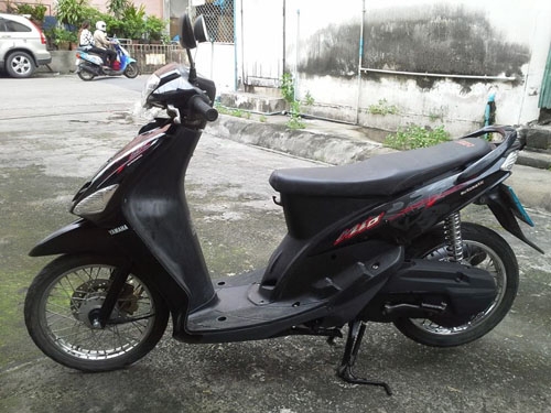 ขายด่วน mio ลายจีน ปี 50 สีดำ รถเดิมๆ ชุดสีสวย เครื่องแน่นๆ ไม่มีหลวม ไม่ควันขาว เอกสารชุดโอนครบ