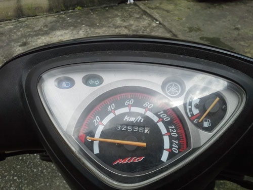 ขายด่วน mio ลายจีน ปี 50 สีดำ รถเดิมๆ ชุดสีสวย เครื่องแน่นๆ ไม่มีหลวม ไม่ควันขาว เอกสารชุดโอนครบ