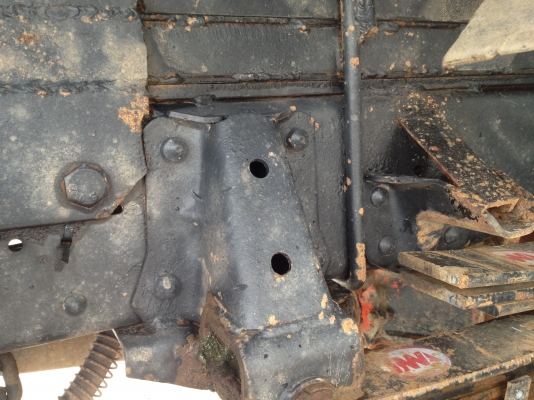 ขาย6ล้อNPR เครื่อง6BD 165 ช่วงล่างFคัทซีสวย ยางดี แอร์เย็น