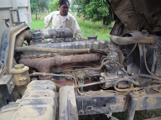 ขายหกล้อดั้ม สิงค์ไฮเทค 185