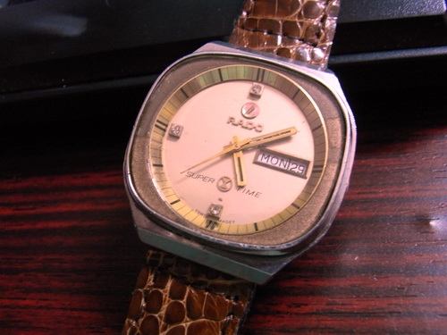 13ธ.ค.((น้าเล็ก)) นำเสนอนาฬิกาข้อมือ หลายเรือน