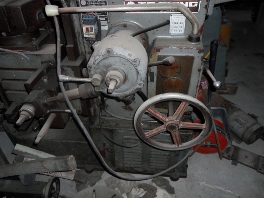 ขายครับขายเครื่องไส ta shing ขนาด 16" สภาพสวย พร้อมใช้ 38000 บาท 0814583376 , 029945332 ช่างเอก ขายครับขายเครื่องไส ta shing ขนาด 16" สภาพสวย พร้อมใช้ 38000 บาท 0814583376 , 029945332 ช่างเอก