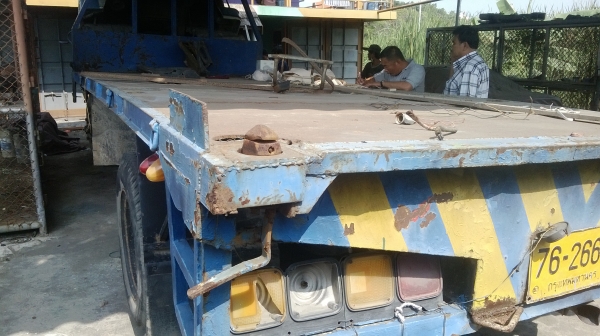 ขายรถสิบล้อ HINO KT725 พื้นเรียบ ทะเบียนพร้อมโอน