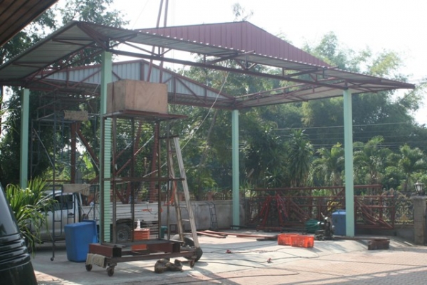 ขาย ให้เช่า รับติดตั้ง และ รับออกแบบ สร้าง เครน