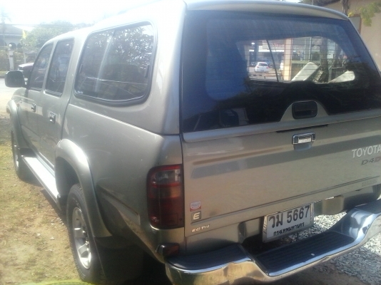 TOYOTA SPORT CRUISER 2004