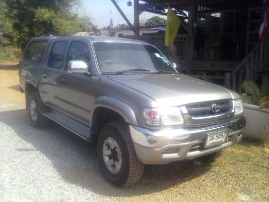 TOYOTA SPORT CRUISER 2004