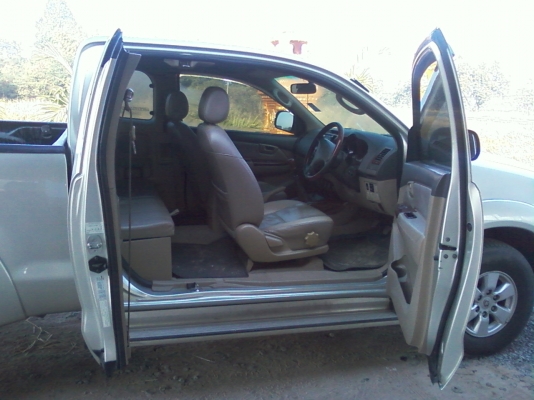 ขายวีโก้ พรีรันเนอร์ สมาร์ทแคป ปี 09