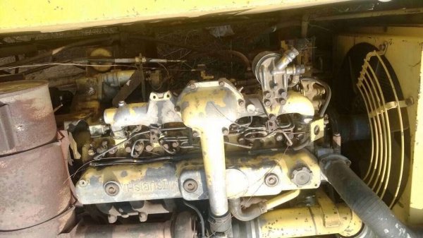 ขายรถแบ็คโฮ kobelco Sk 200 mark 3 ไฟฟ้าตัด เครื่องปั๊มเดิม เอกสารใบแจ้งจำหน่าย