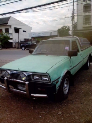 MITSUMISHI L200