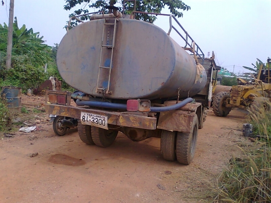 รถน้ำ หกล้อ ISUZU TX120 จุน้ำได้ 6,000 ลิตร รถใช้งานดีปกติ