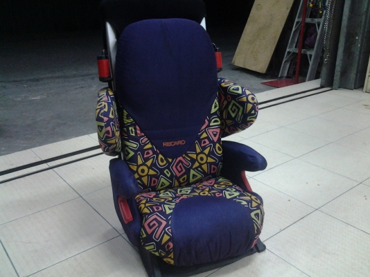 เบาะนั้งเด็กRECARO