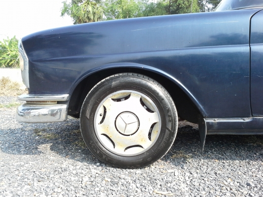 รถ BENZ 220S หางปลา รถคลาสสิค